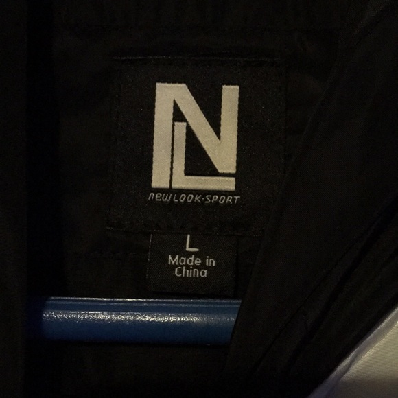 🎊Shirt! - Picture 2 of 2